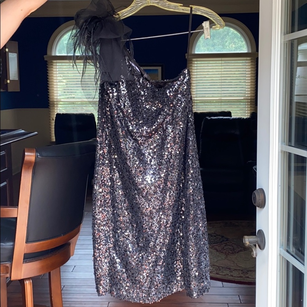 TAHARI SPARKLY BLACK, ONE SHOULDER DRESS WITH POOF
